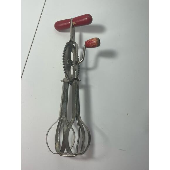 Vintage Egg Beater, EKCO High Speed Super Center Drive, Red - Picture 4 of 4